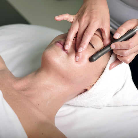deluxe microdermabrasion facial dazzling ladies